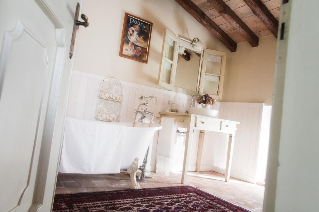 Il Poggio B&B San Damiano al Colle Exterior photo